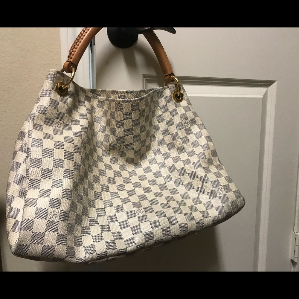 Louis Vuitton Artsy